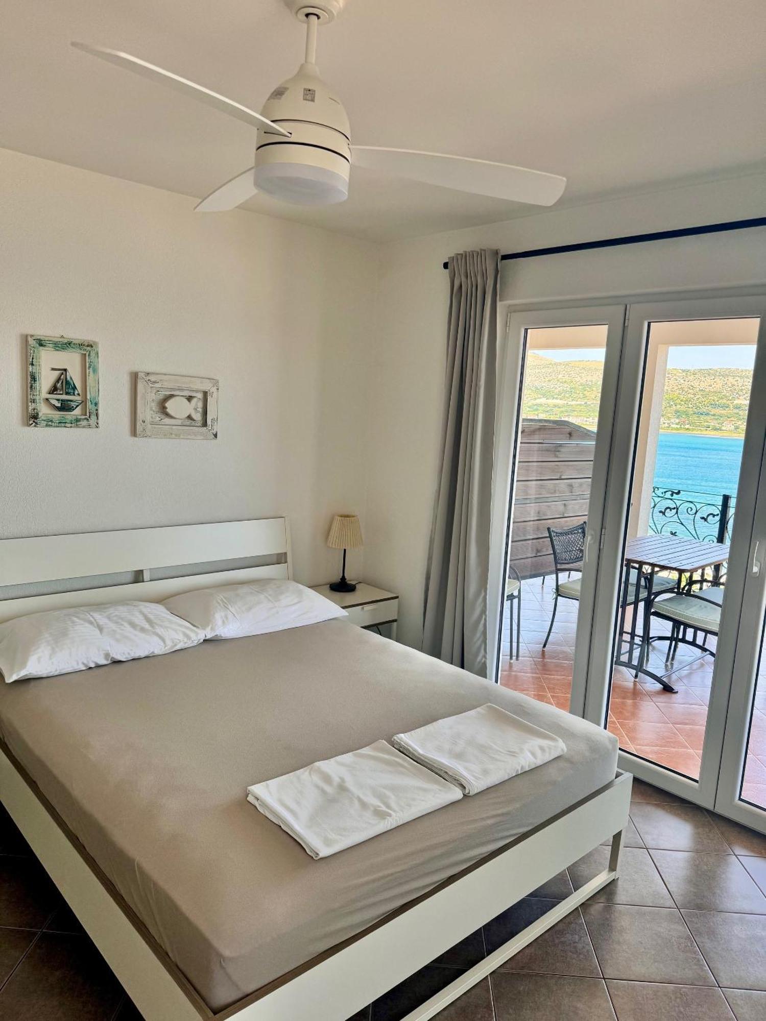 Apartment Nanito Trogir Ngoại thất bức ảnh