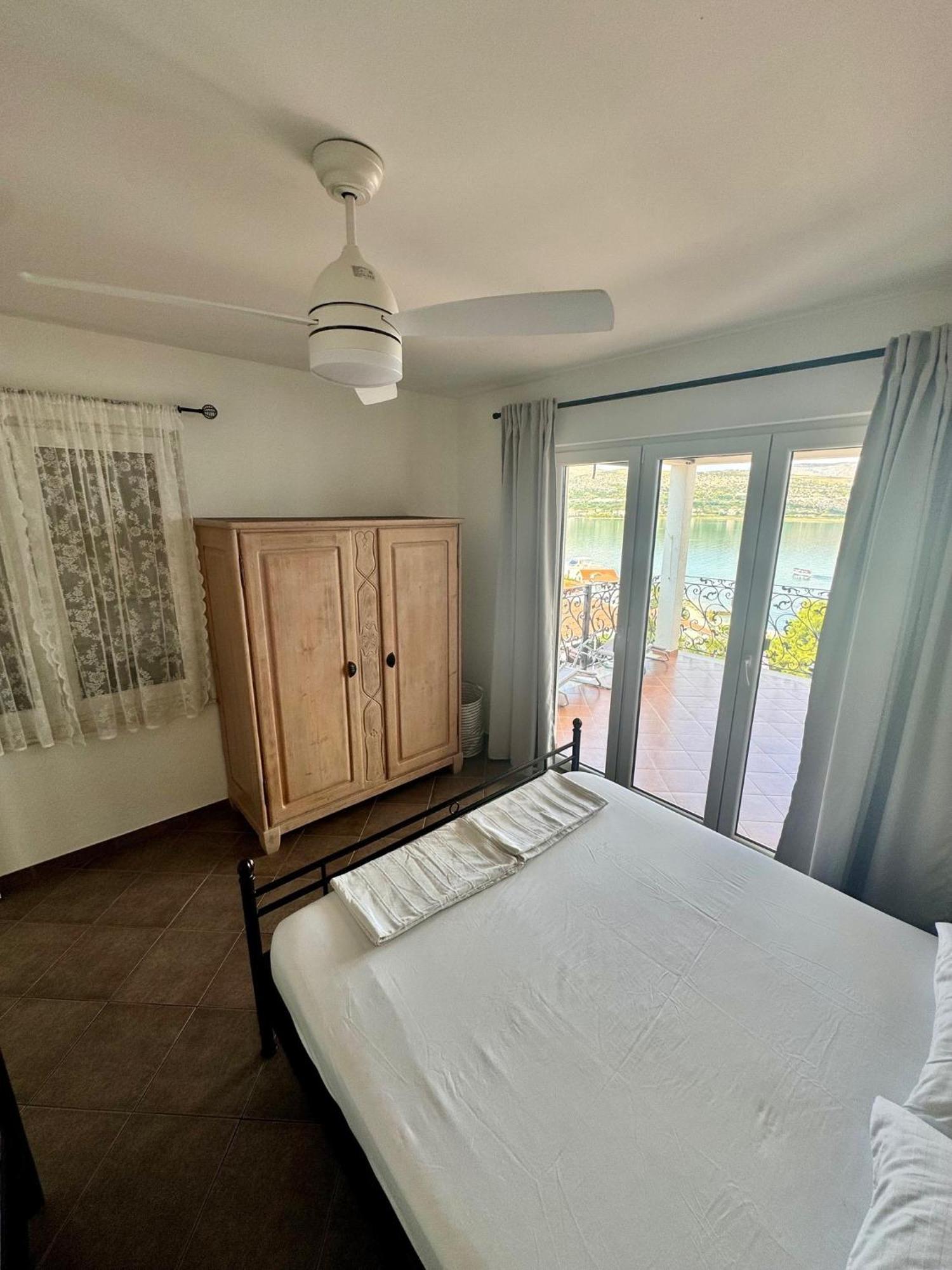 Apartment Nanito Trogir Ngoại thất bức ảnh
