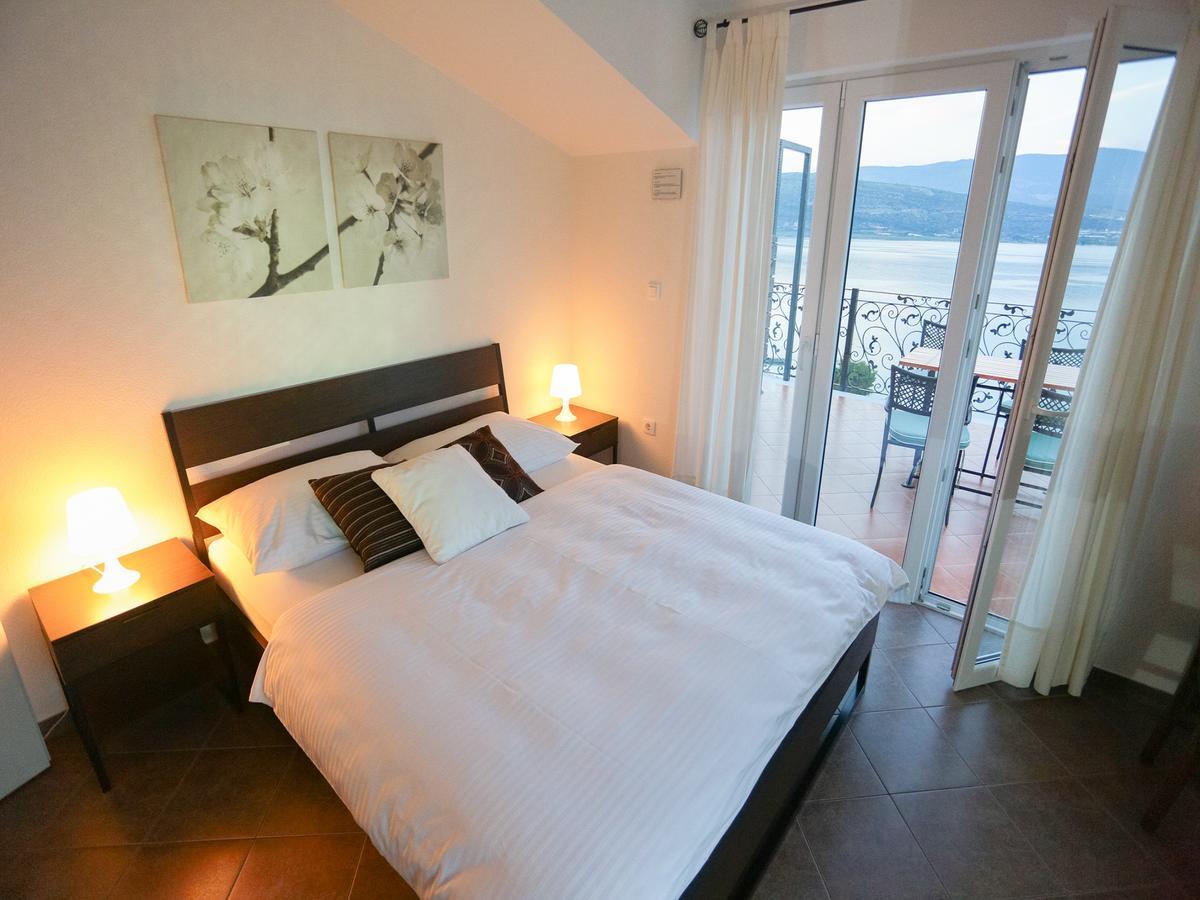 Apartment Nanito Trogir Ngoại thất bức ảnh