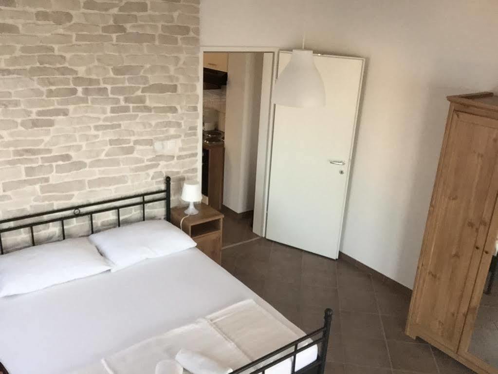 Apartment Nanito Trogir Ngoại thất bức ảnh